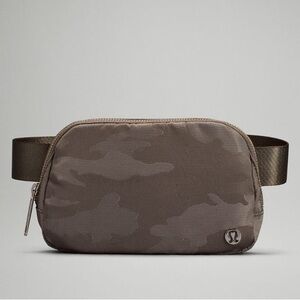 Lululemon camo belt bag